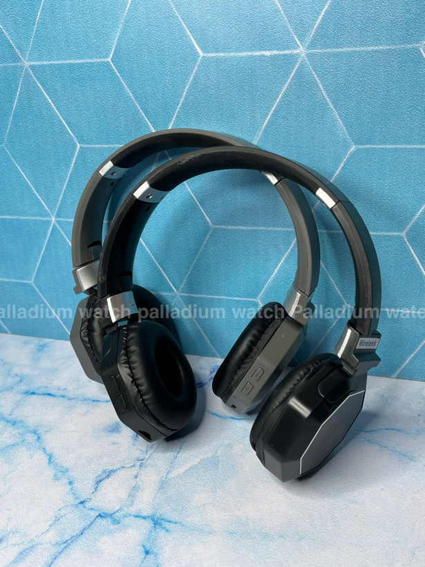 هدفون از برند jbl مدل j25